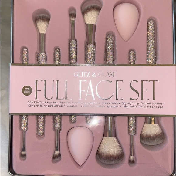 Glitz & Glam Other - Glitz and glam Full Face Makeup Brush Set - Silver crystal